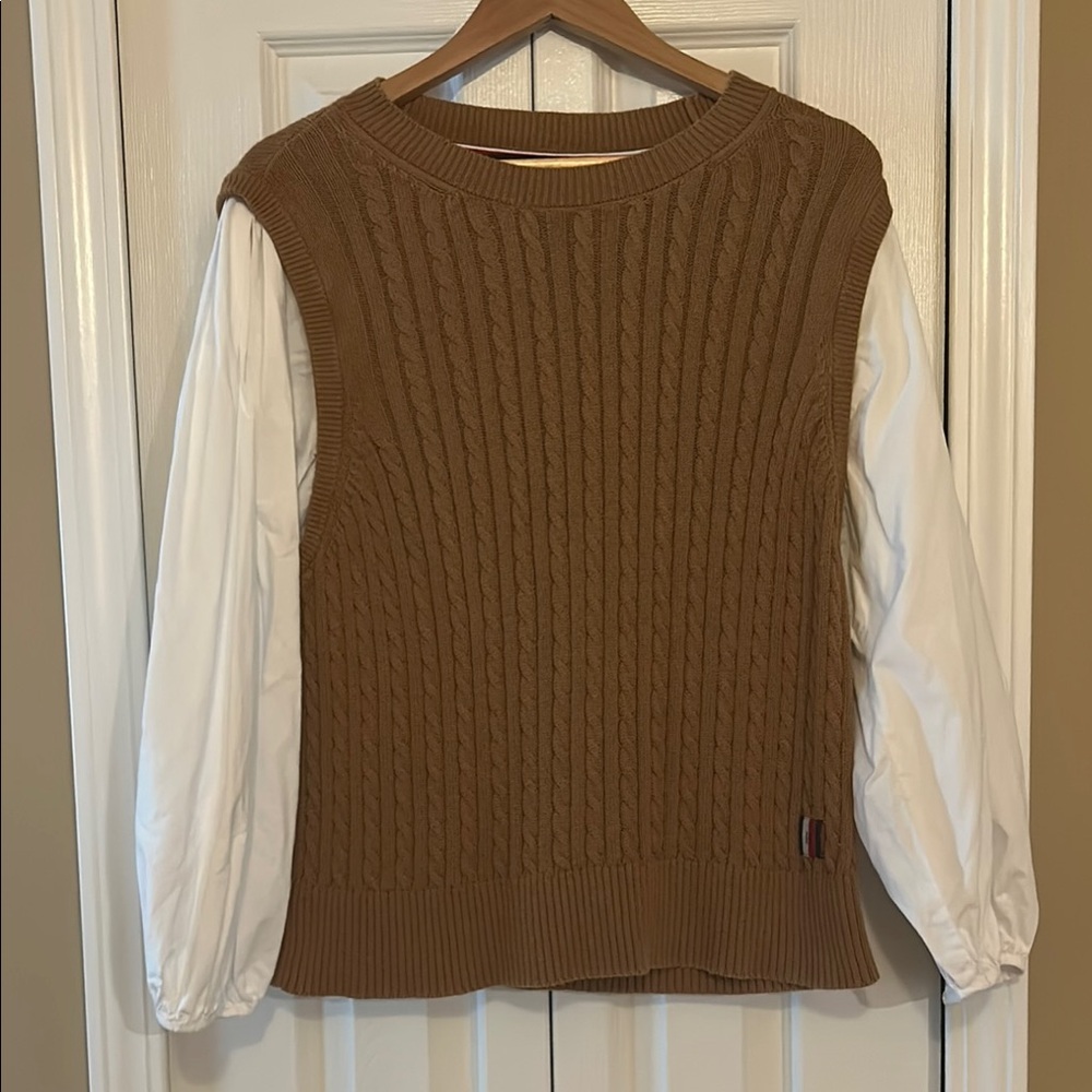 Tommy Hilfiger Tan Cable Knit Vest with White Sleeve Sweater Vintage 80s/90s